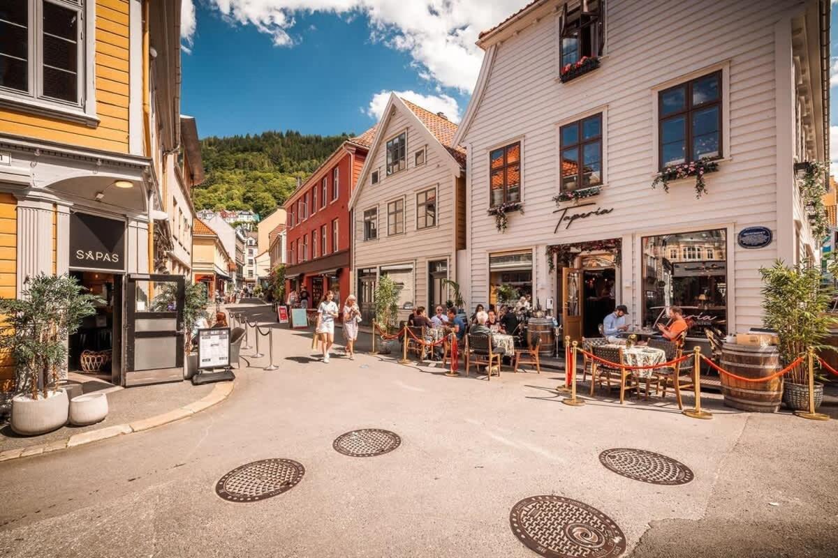 Dinbnb Homes I The 1880 Authentic Bergen Dream I 500M From Bryggen Экстерьер фото